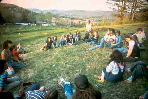 commune circle 1979